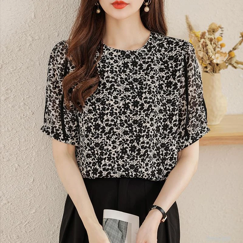 Woman Fashion Shirt DV46300